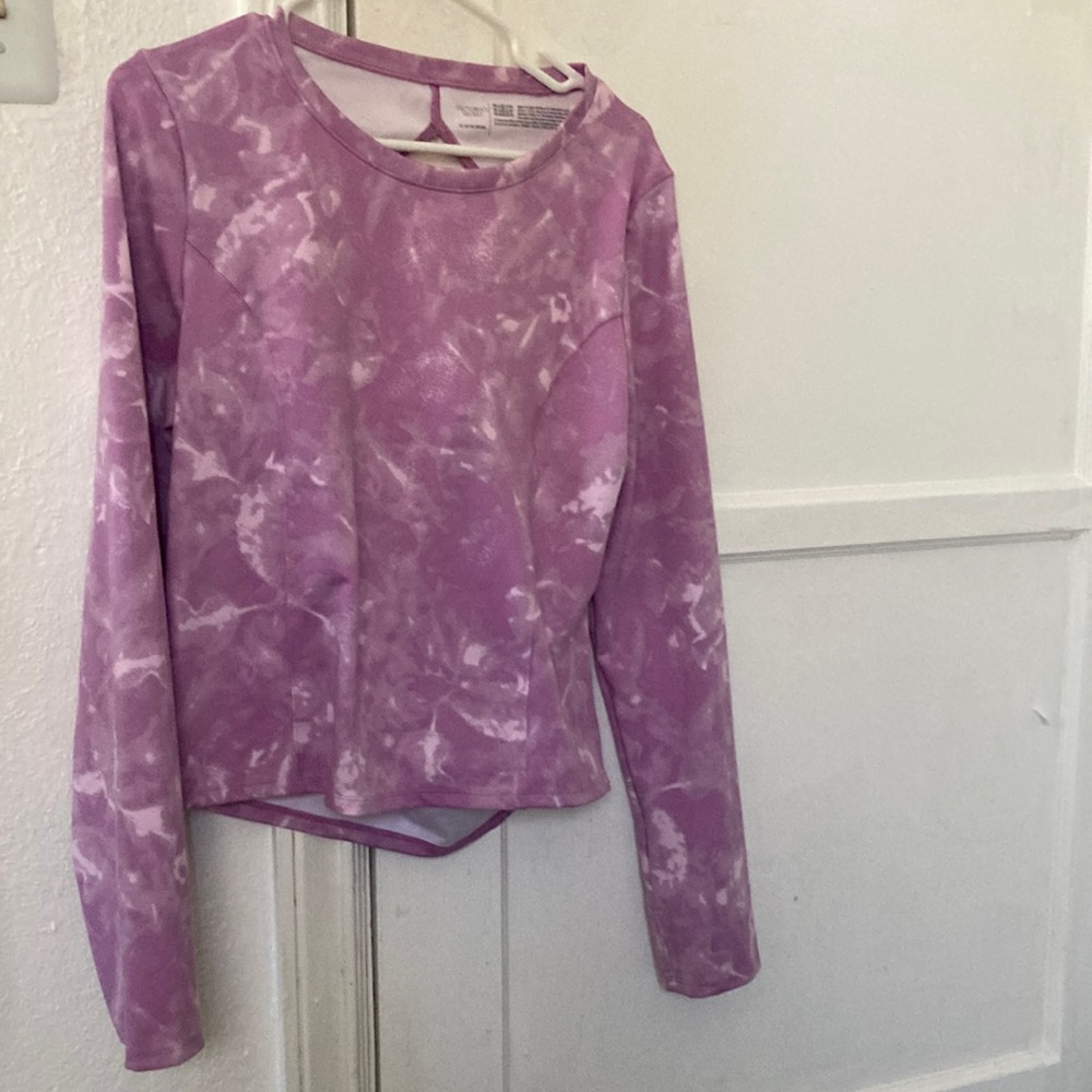 Victoria’s Secret XL lavender tie-dyed workout top